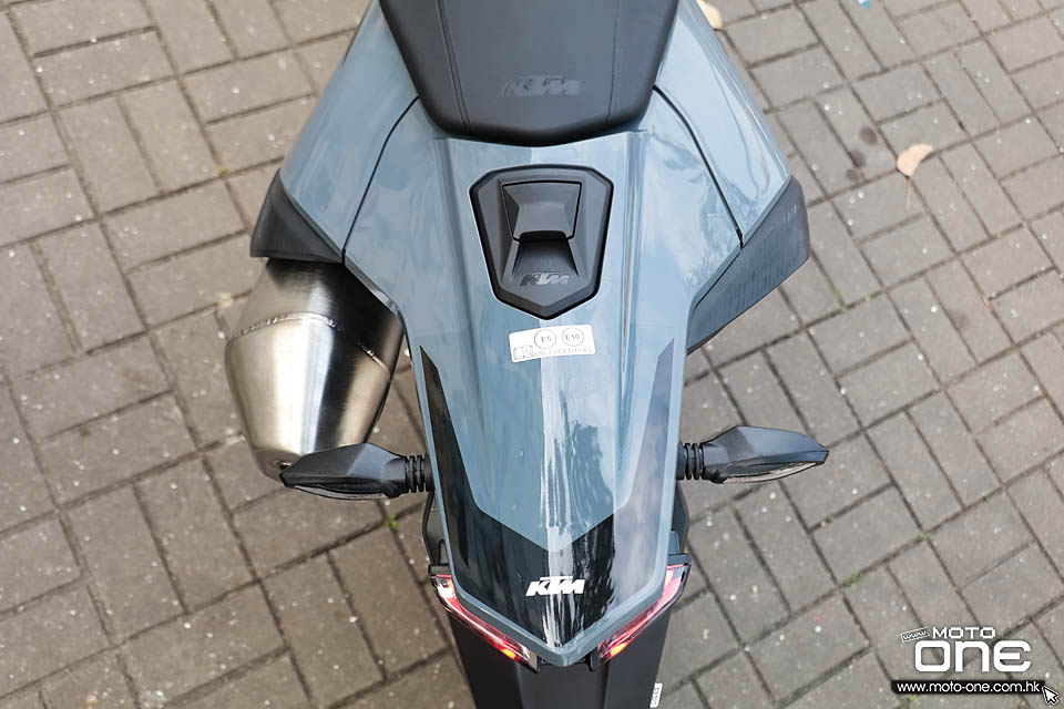 2021 KTM 690 SMC R