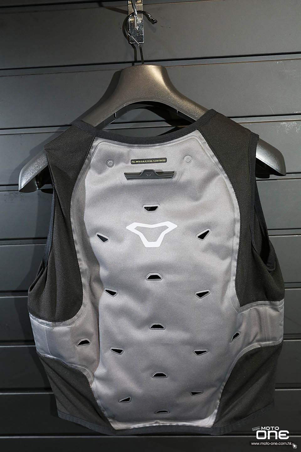 2021 Macna Dry Cooling Vest EVO