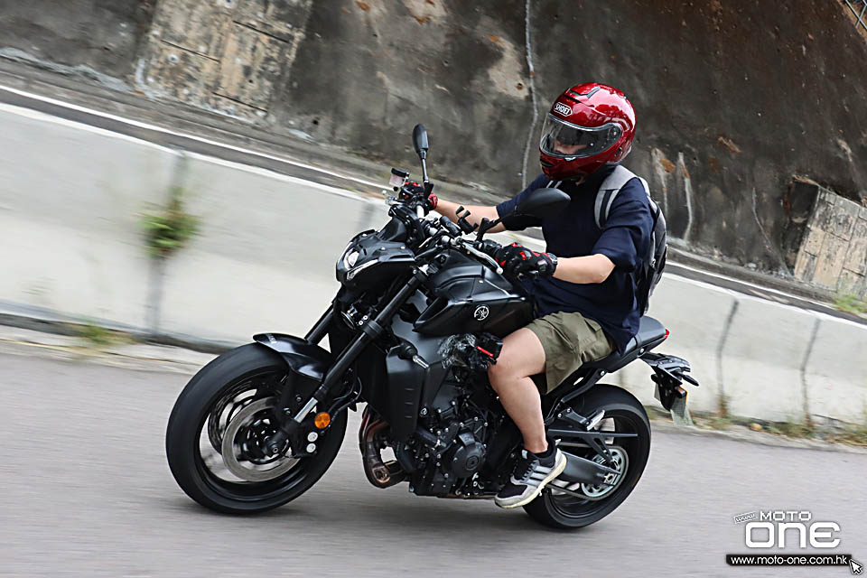 2021 YAMAHA MT-09 TEST