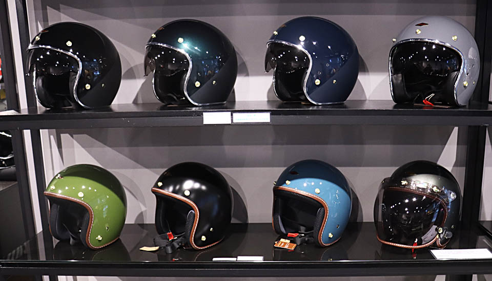 2021 Feture HELMETS