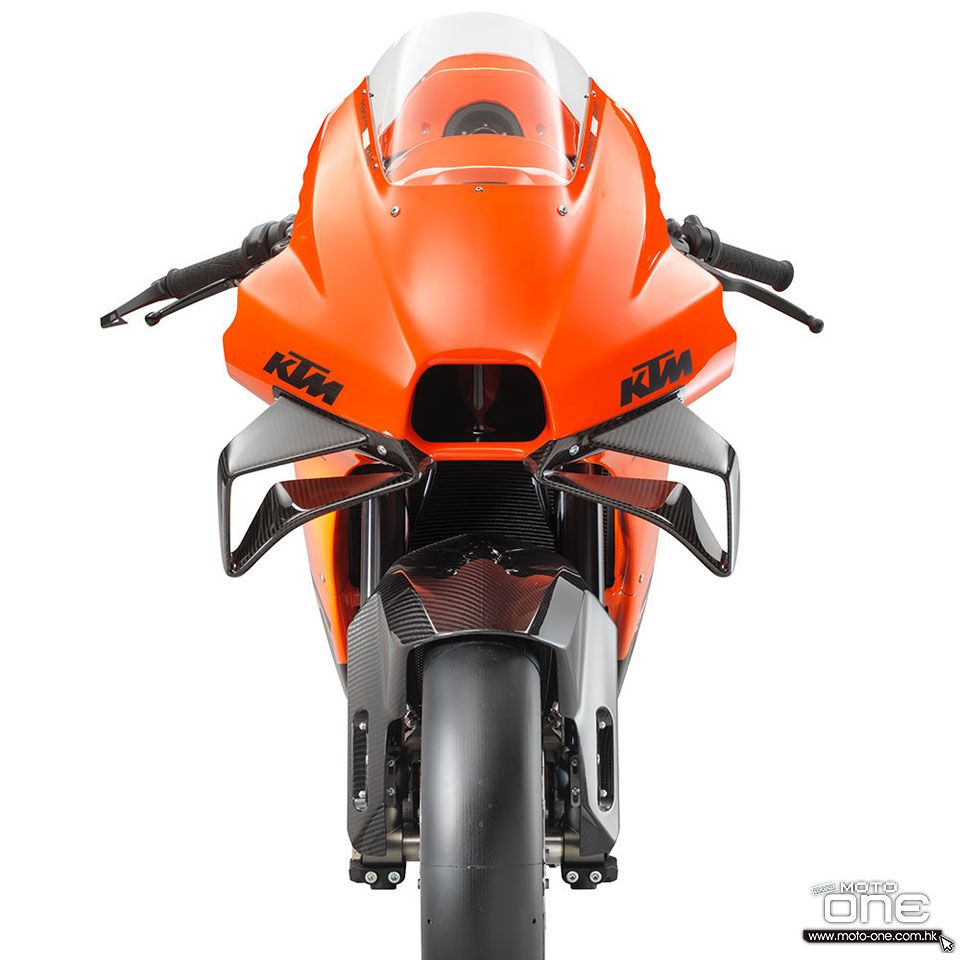 2022 KTM RC-8C track