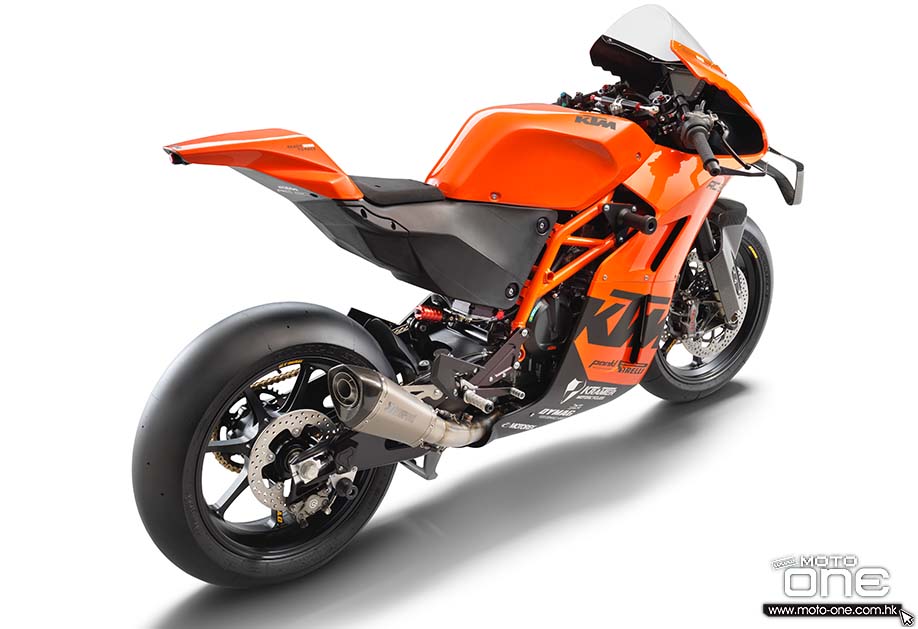 2022 KTM RC-8C track