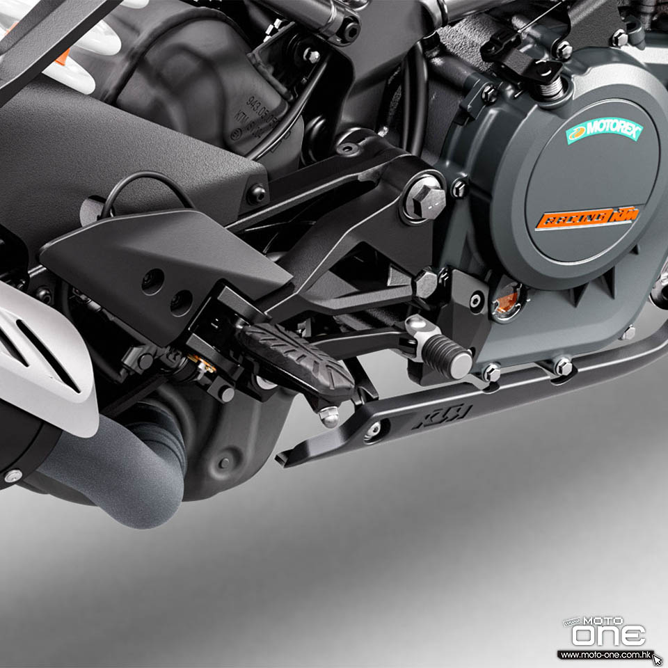 2022 KTM RC390