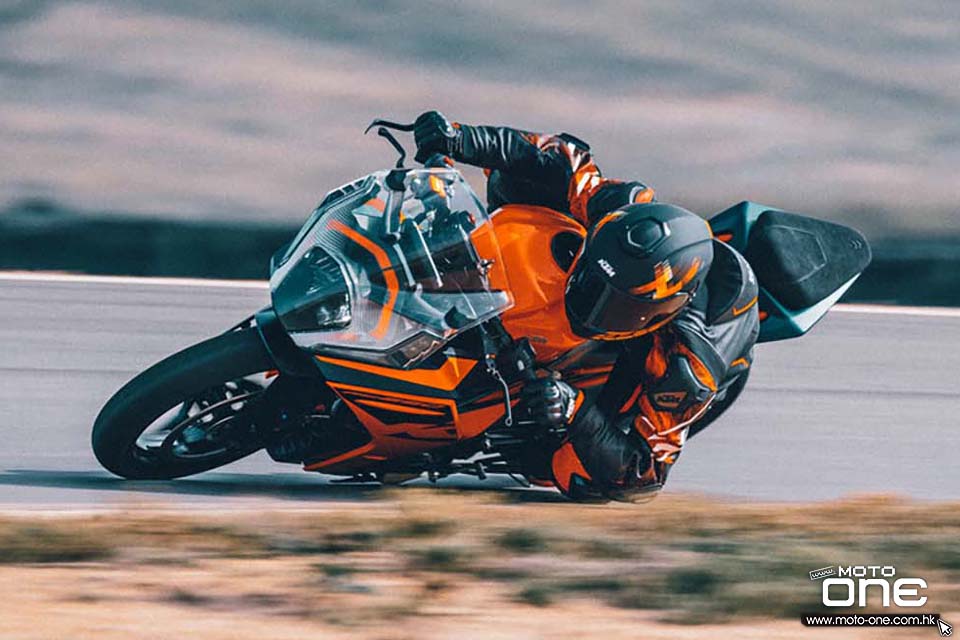 2022 KTM RC390