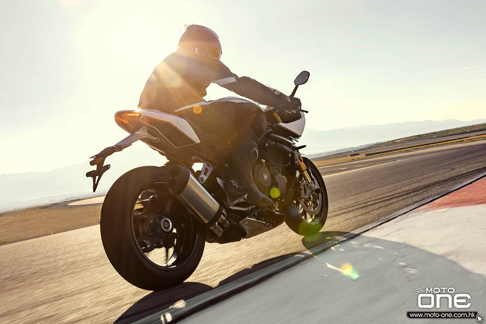 2022 Triumph Speed Triple RR