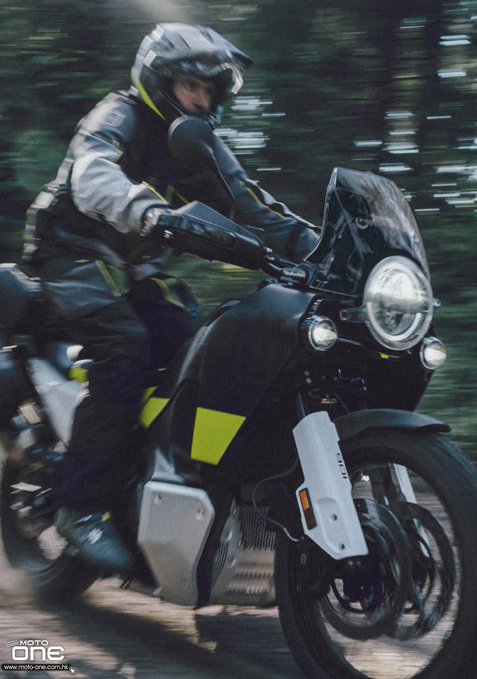 2022 Husqvarna Norden 901