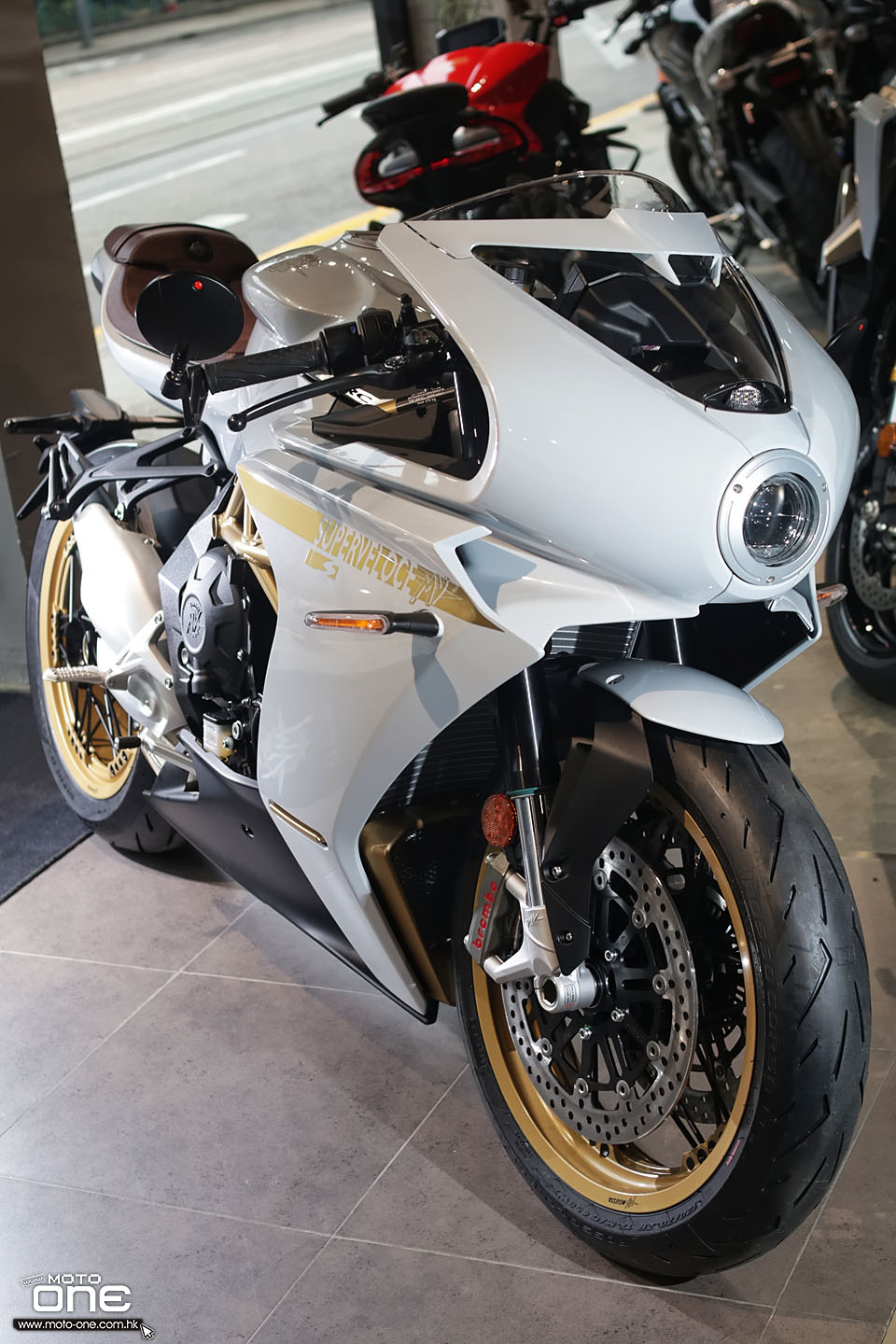 2021 MV_AGUSTA Superveloce 800 S