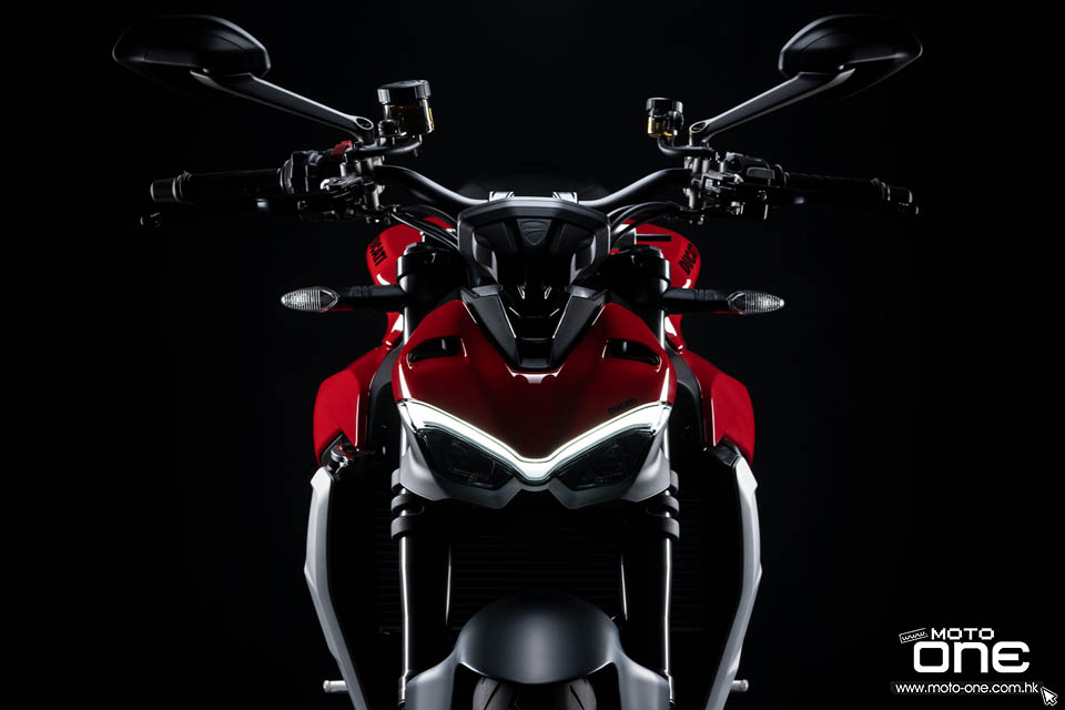 2022 Ducati Streetfighter V2