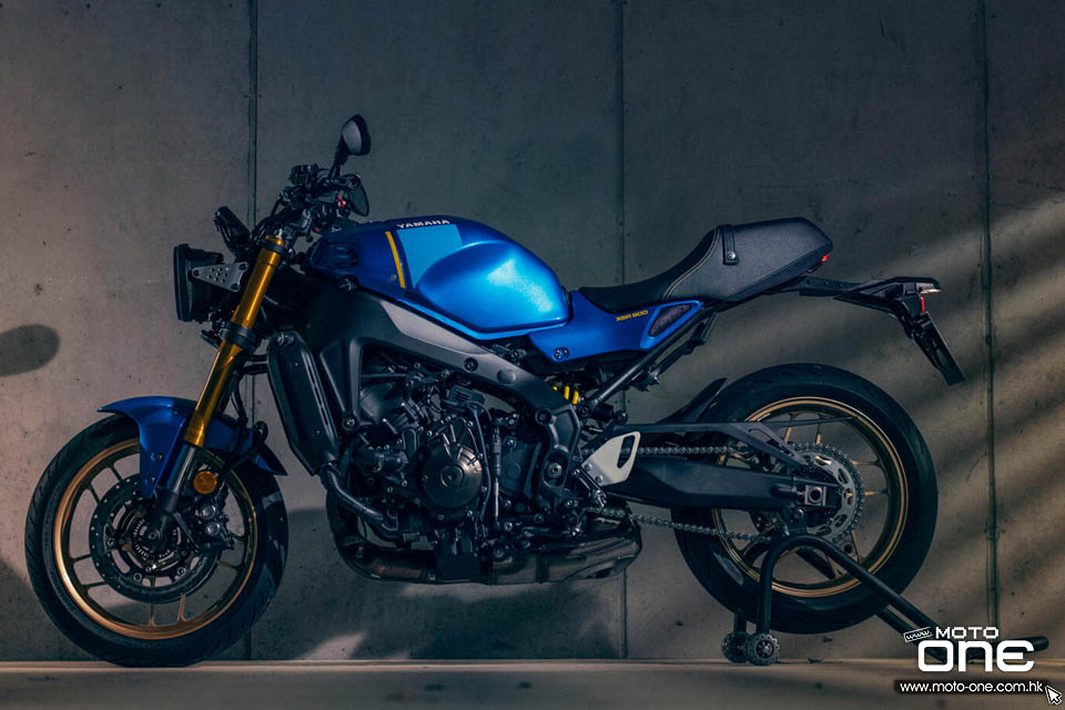 2022 YAMAHA XSR900 LEGEND REBORN