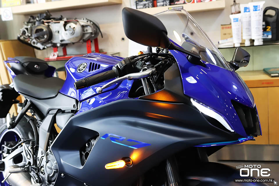 2022 YAMAHA YZF-R7