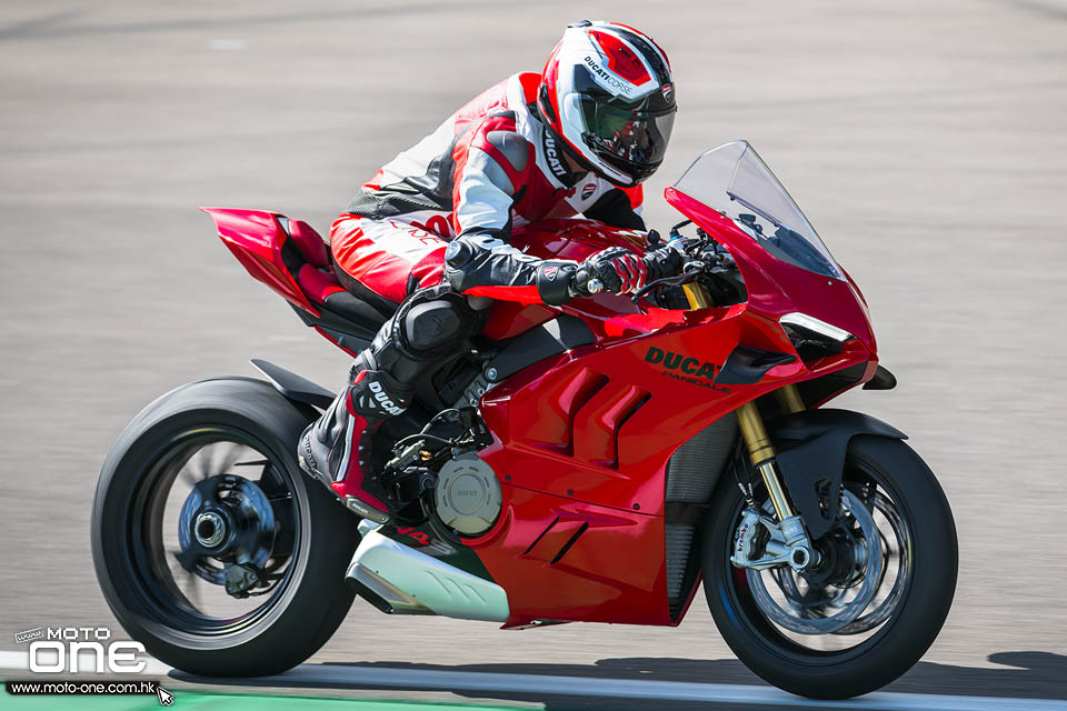 2022 Ducati Panigale V4S