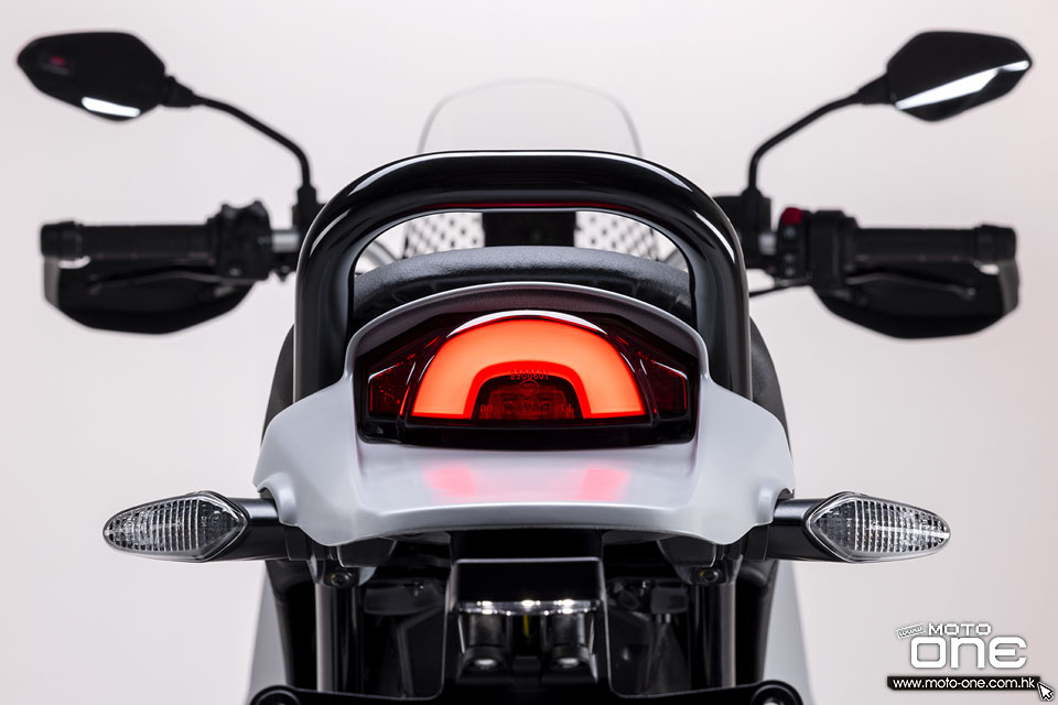 2022 Ducati DesertX