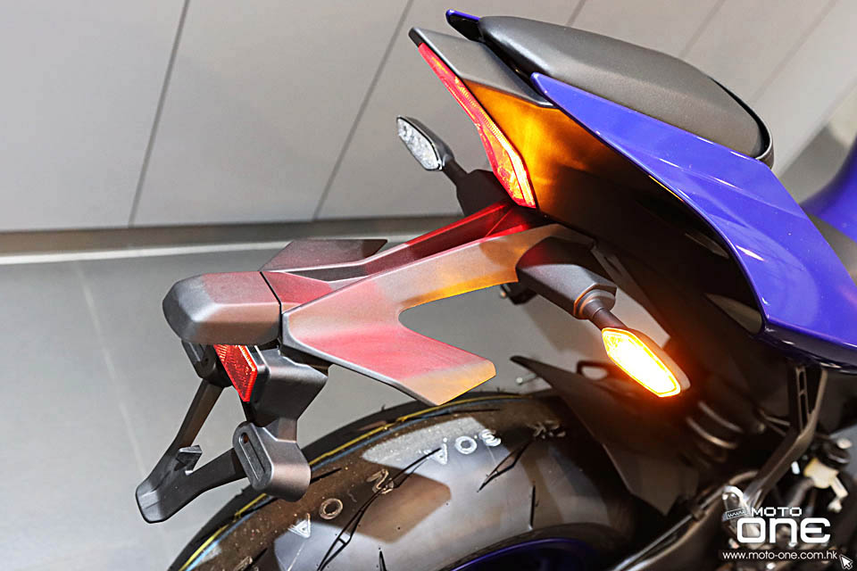 2022 YAMAHA YZF-R1