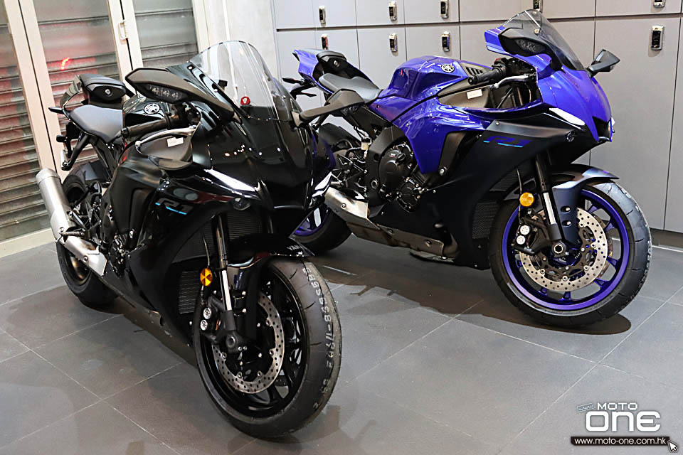 2022 YAMAHA YZF-R1