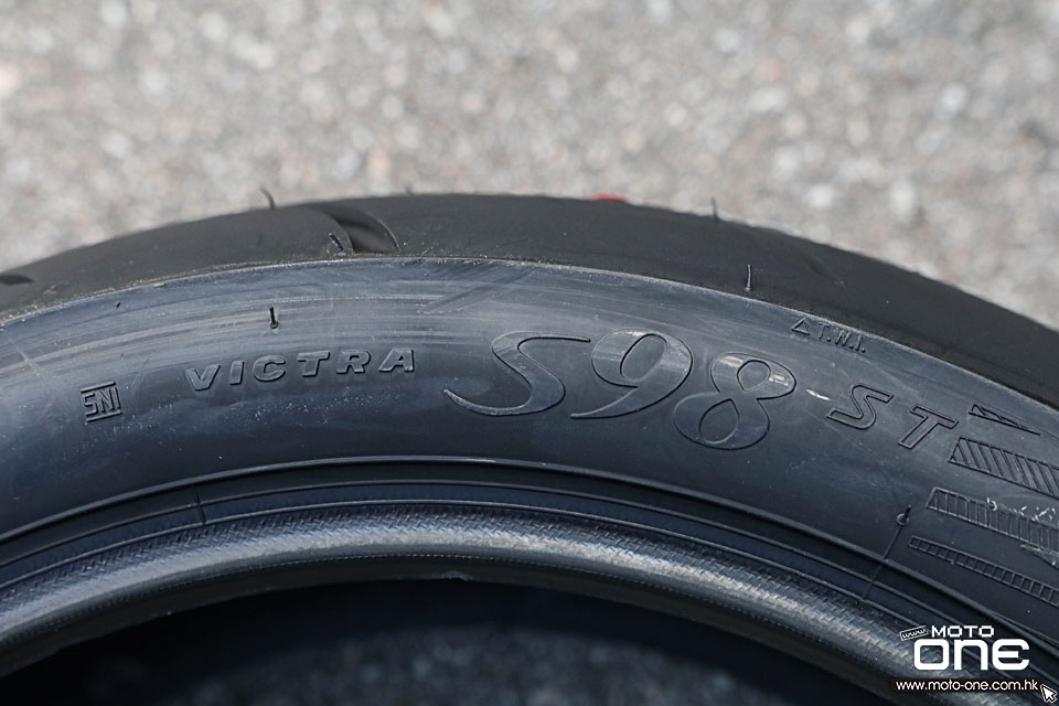 2022 maxxis tire