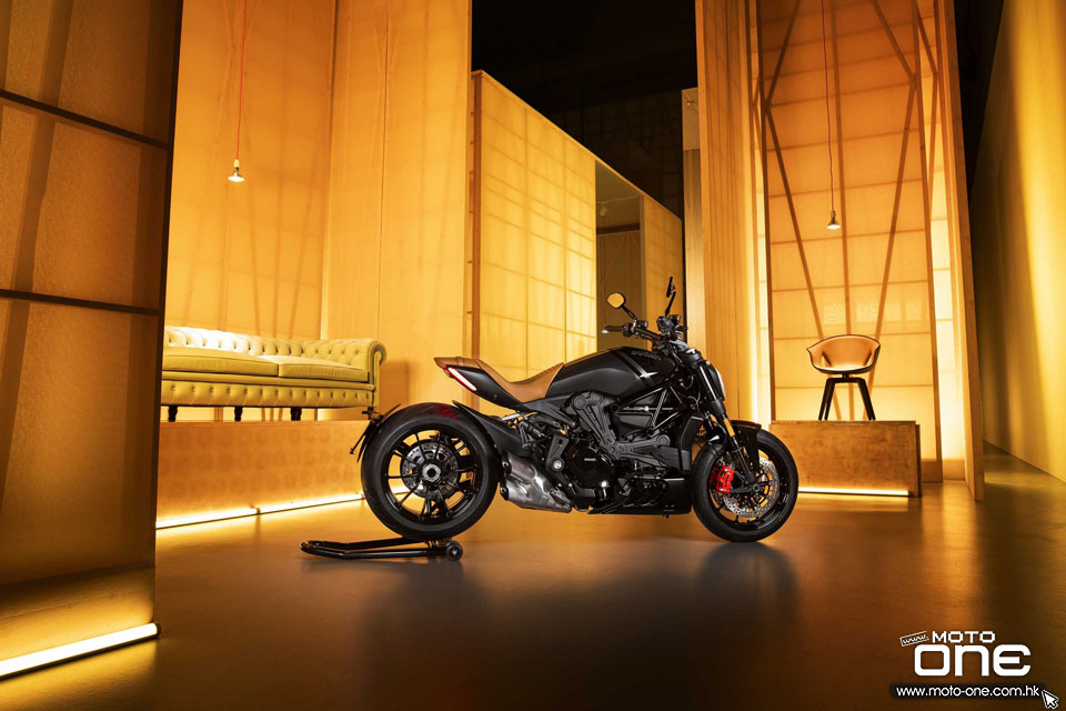 2022 Ducati XDiavel Nera