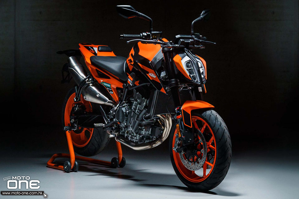 2022 KTM 890 Duke GP