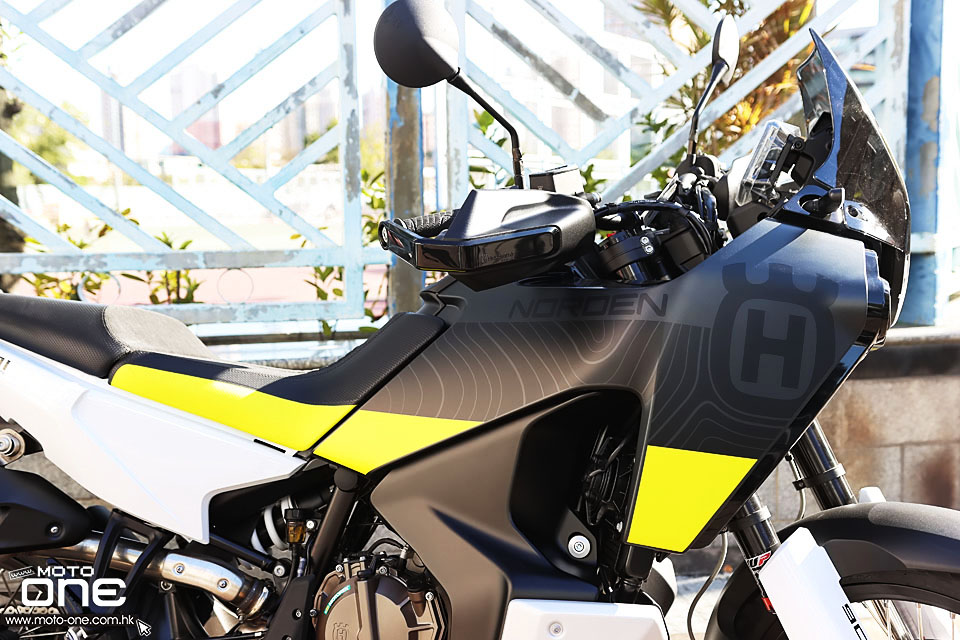 2022 Husqvarna Norden 901