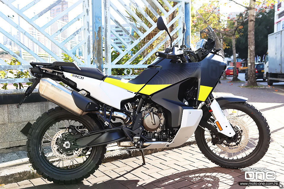 2022 Husqvarna Norden 901