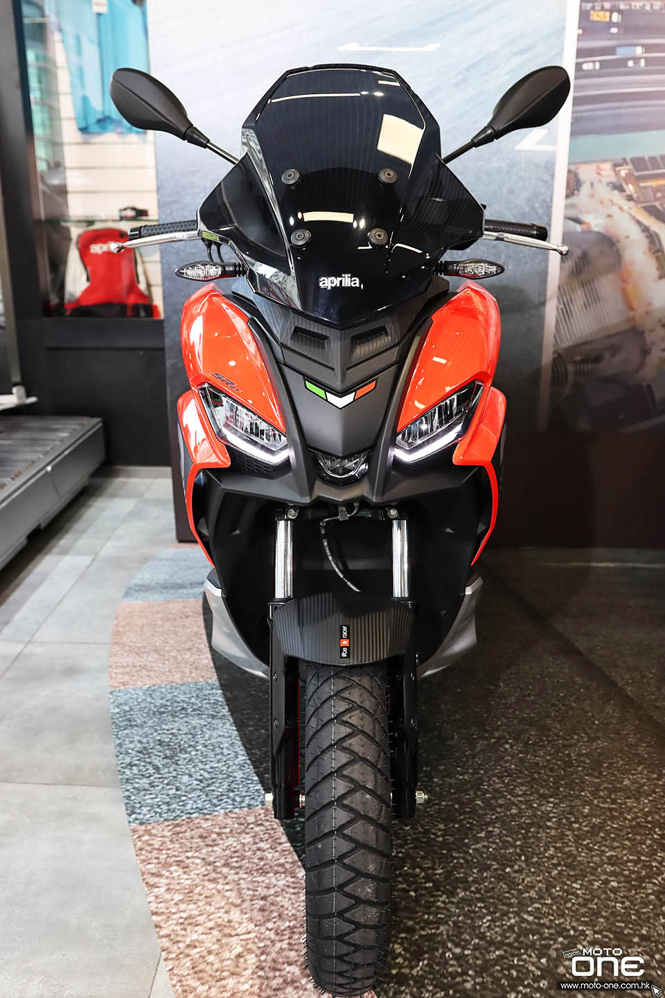 2022 APRILIA SR-GT 200