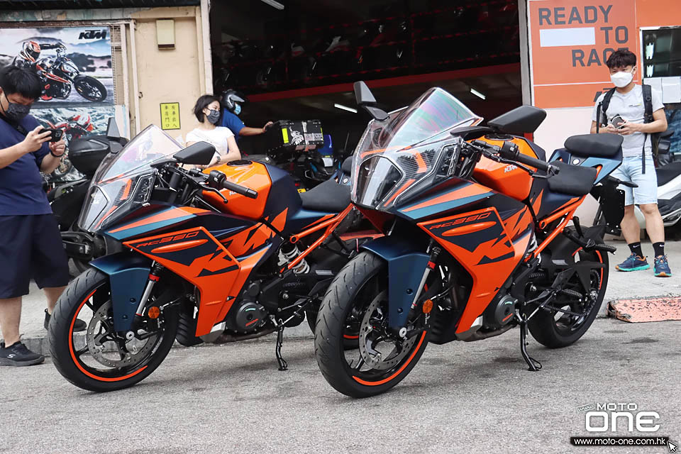 2022 KTM RC390