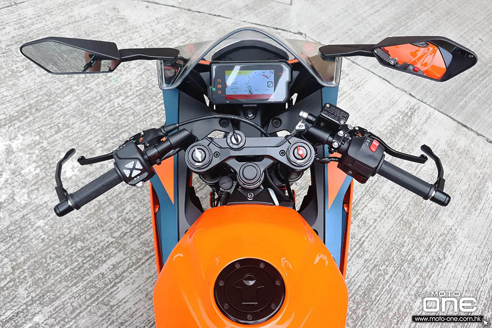 2022 KTM RC390