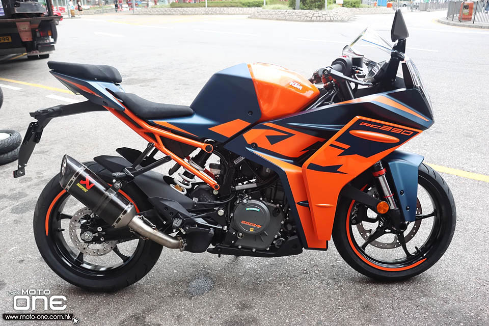 2022 KTM RC390