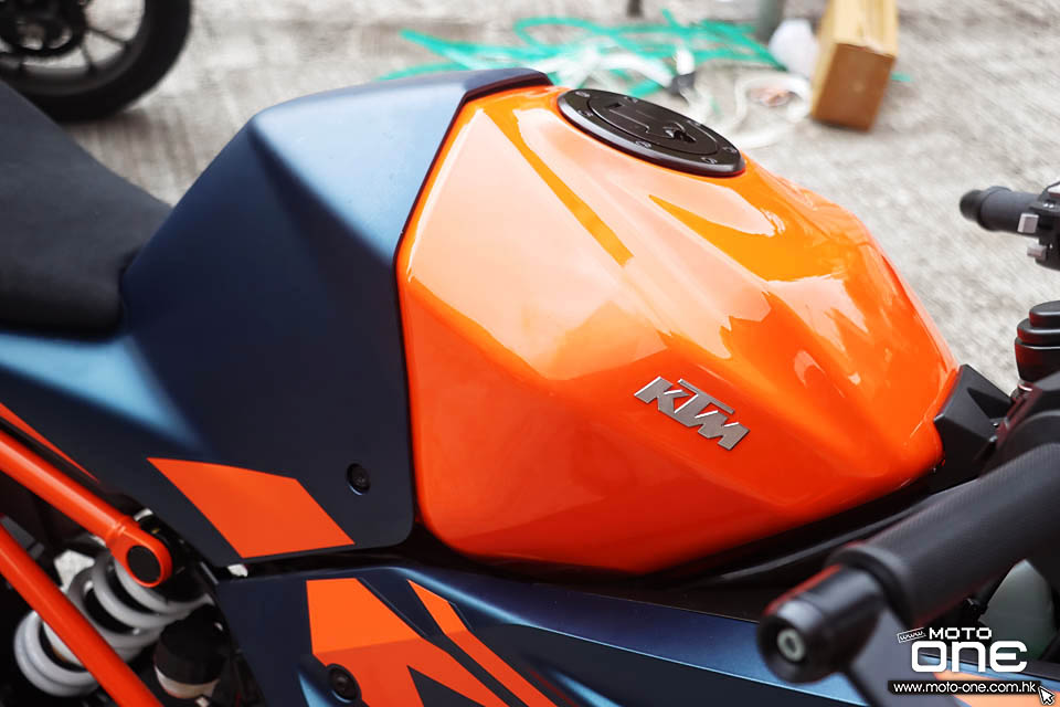 2022 KTM RC390