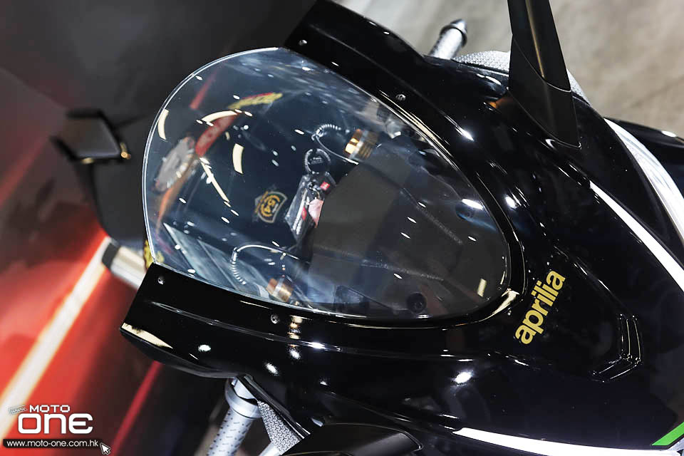 2022 Aprilia RSV4 Factory Ultra Dark