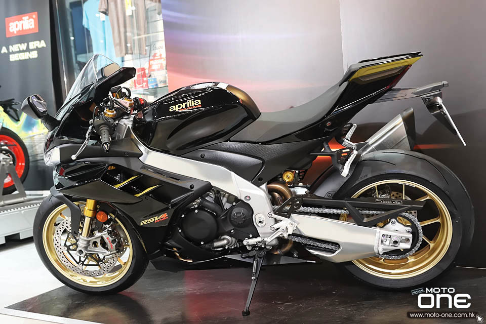 2022 Aprilia RSV4 Factory Ultra Dark