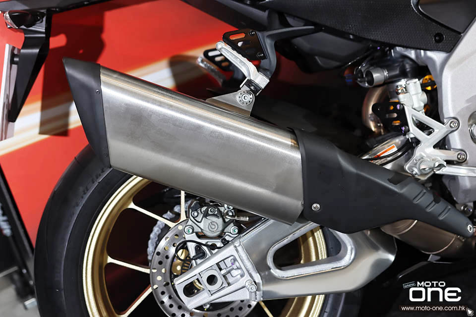 2022 Aprilia RSV4 Factory Ultra Dark