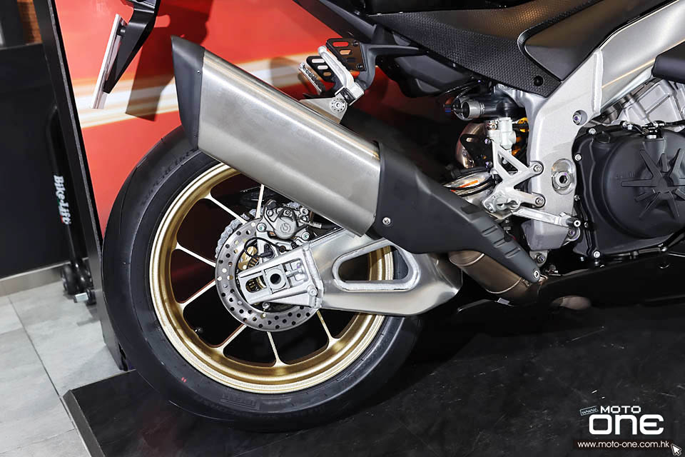 2022 Aprilia RSV4 Factory Ultra Dark