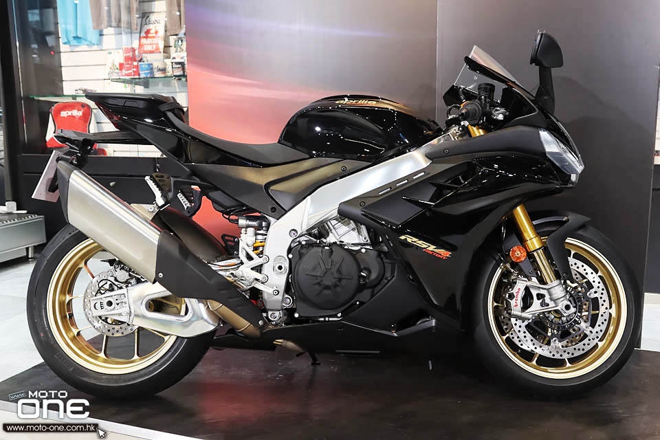 2022 Aprilia RSV4 Factory Ultra Dark