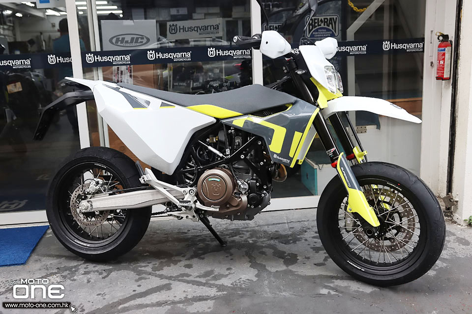 2022 Husqvarna 701 Supermoto