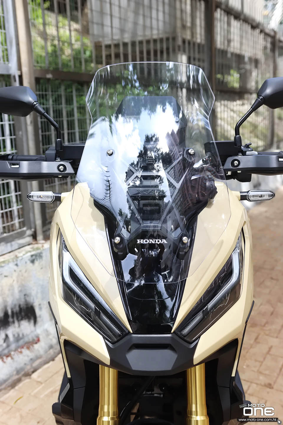 2022 HONDA X-ADV