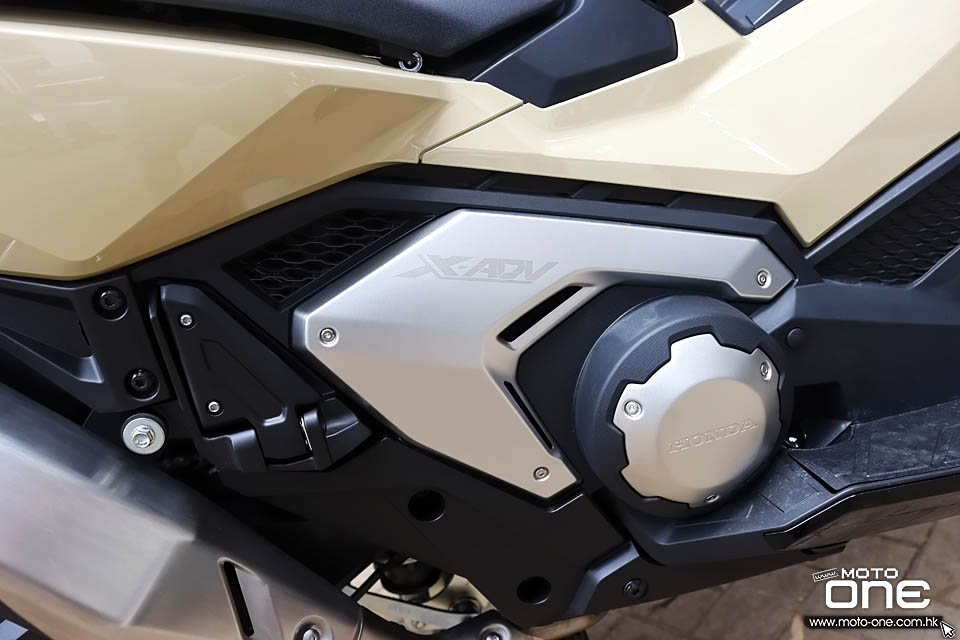 2022 HONDA X-ADV