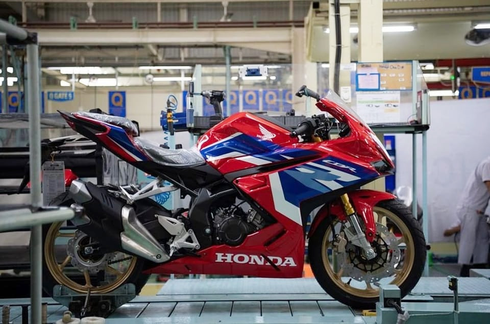 2023_HONDA CBR250RR