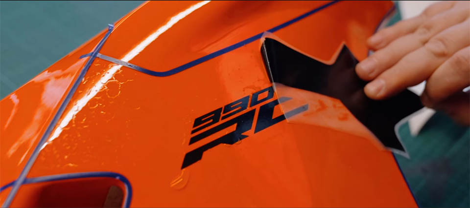 2025 KTM 990RC R