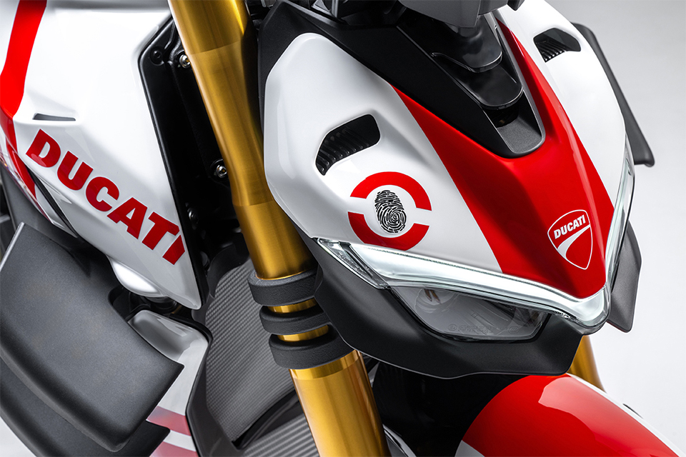 2025_ducati streetfighter v4s supreme