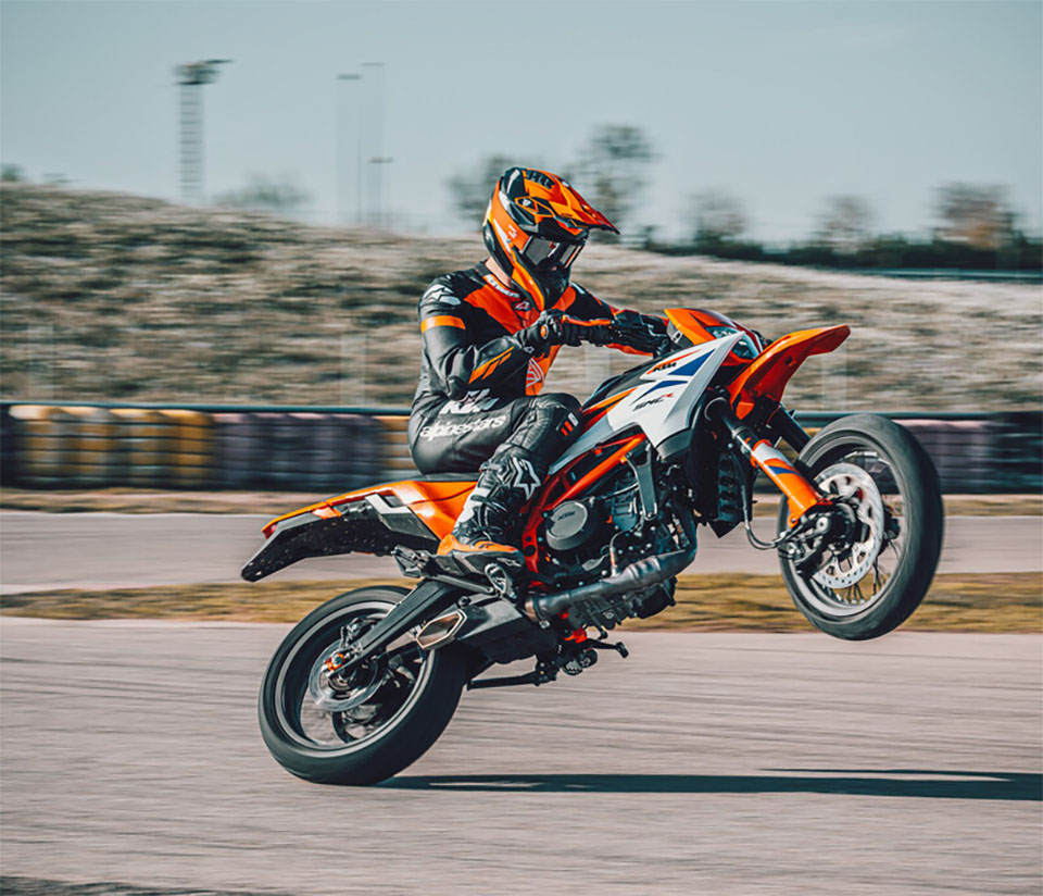 2025_KTM 390 SMC R