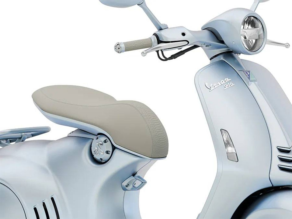 VESPA 946 SNAKE