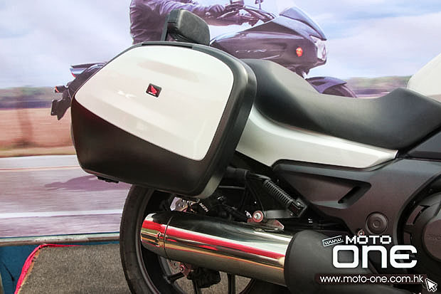 honda ctx700 abs