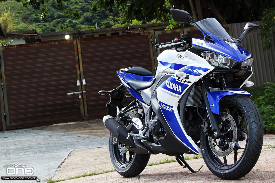 YAMAHA R25