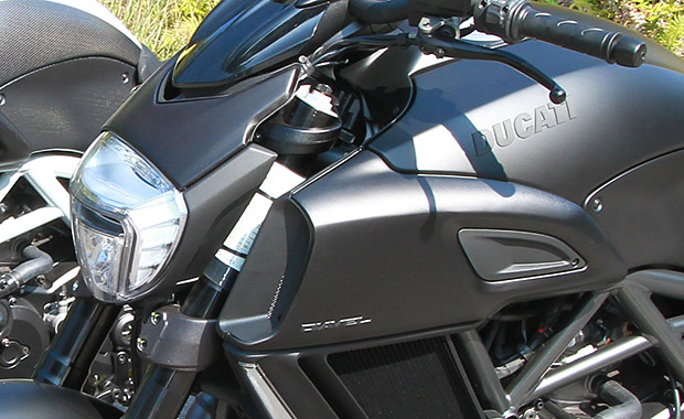 ducati diavel